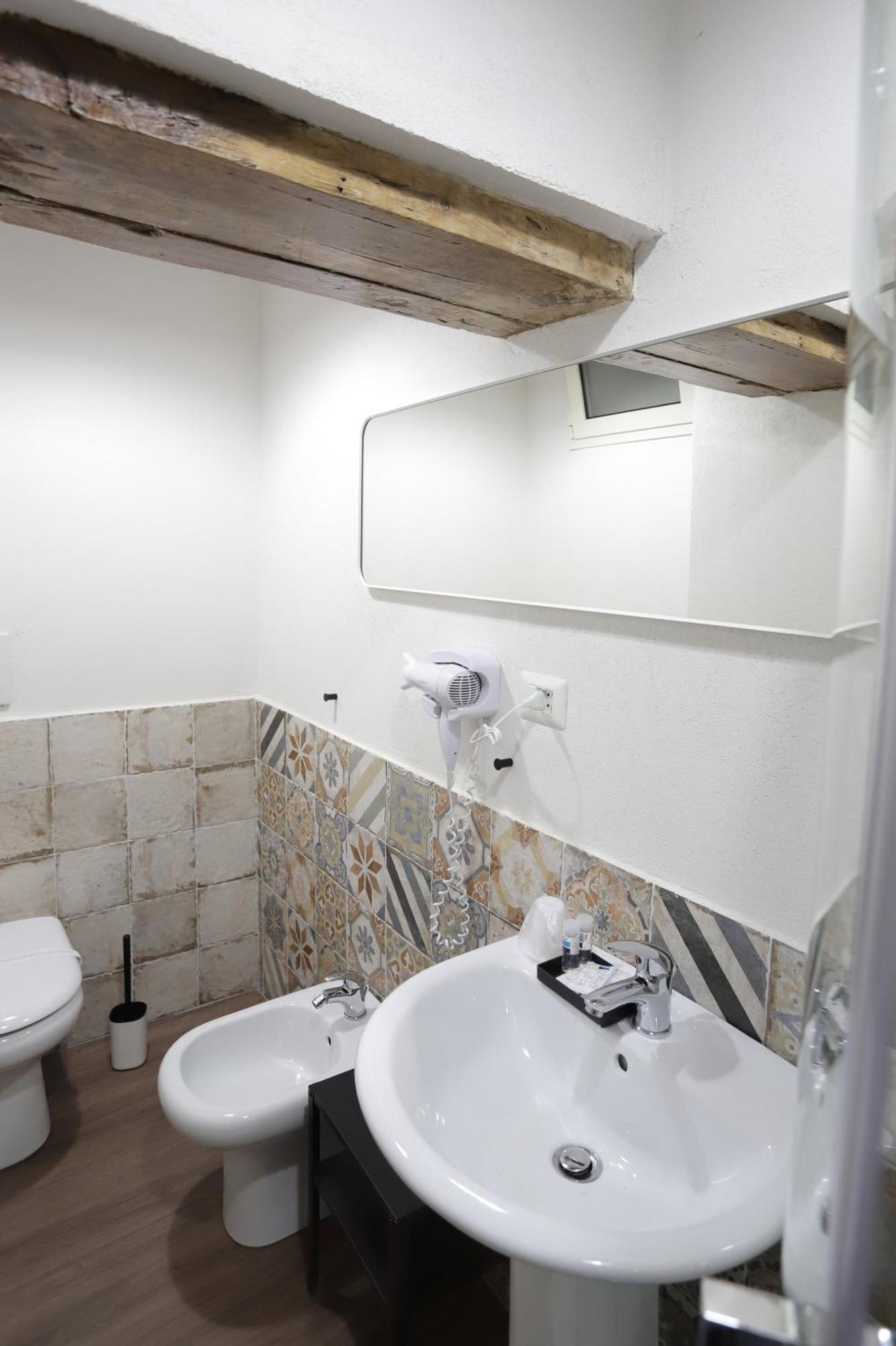 Tammurriata Nera Bedroom Napoli Bagian luar foto
