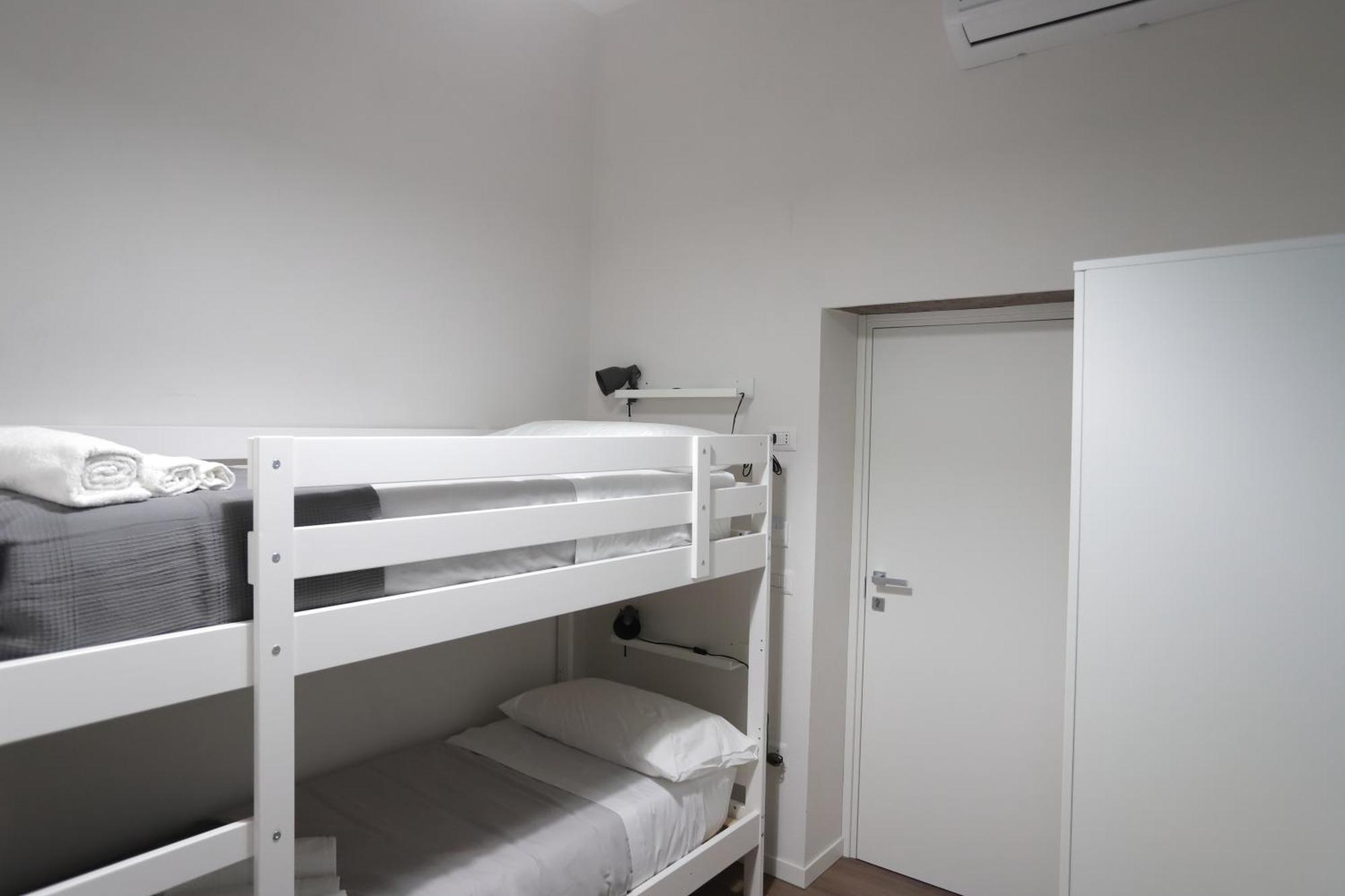 Tammurriata Nera Bedroom Napoli Bagian luar foto