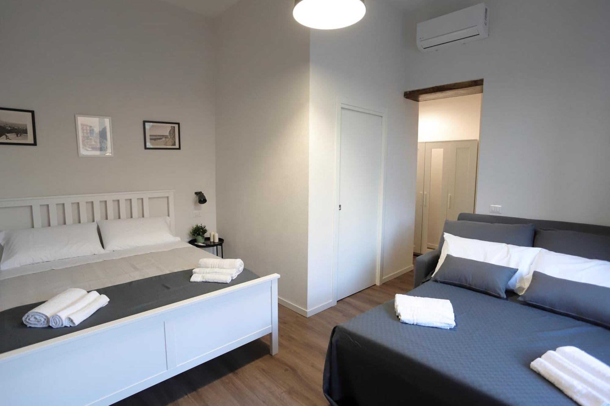Tammurriata Nera Bedroom Napoli Bagian luar foto