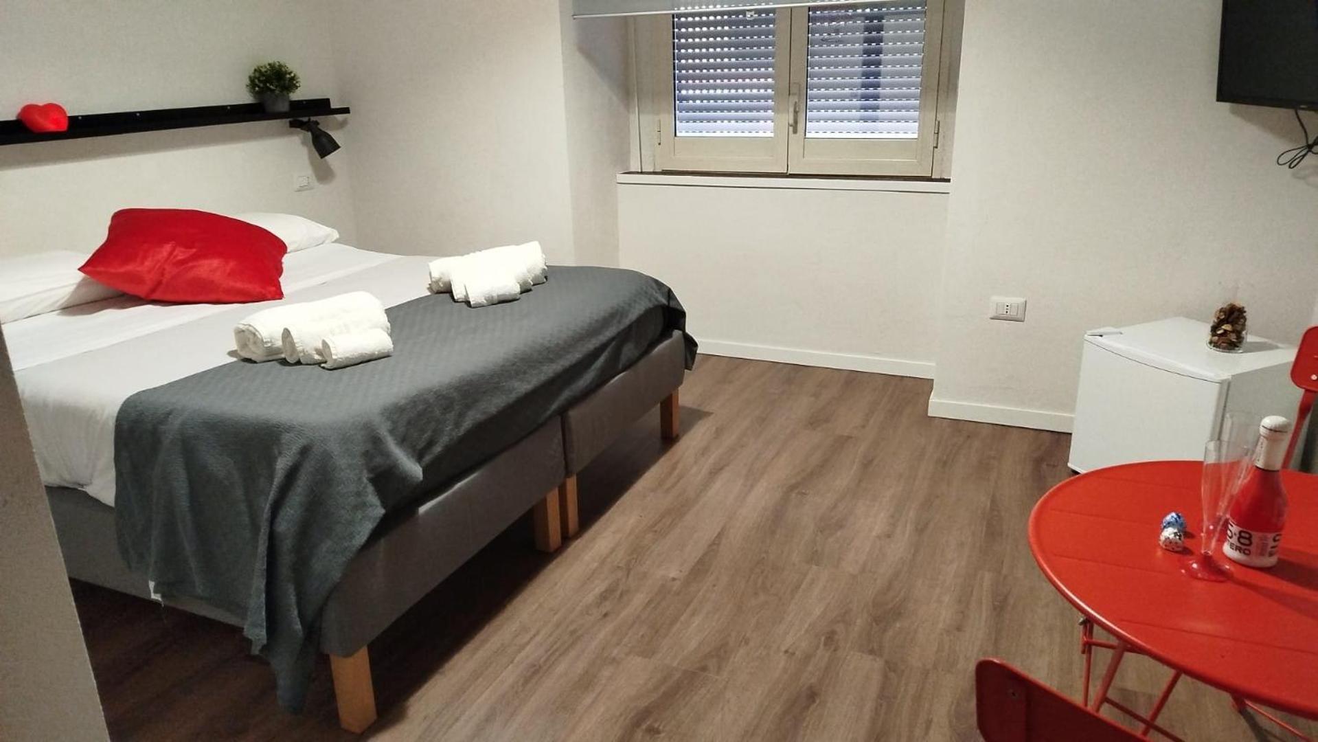 Tammurriata Nera Bedroom Napoli Bagian luar foto